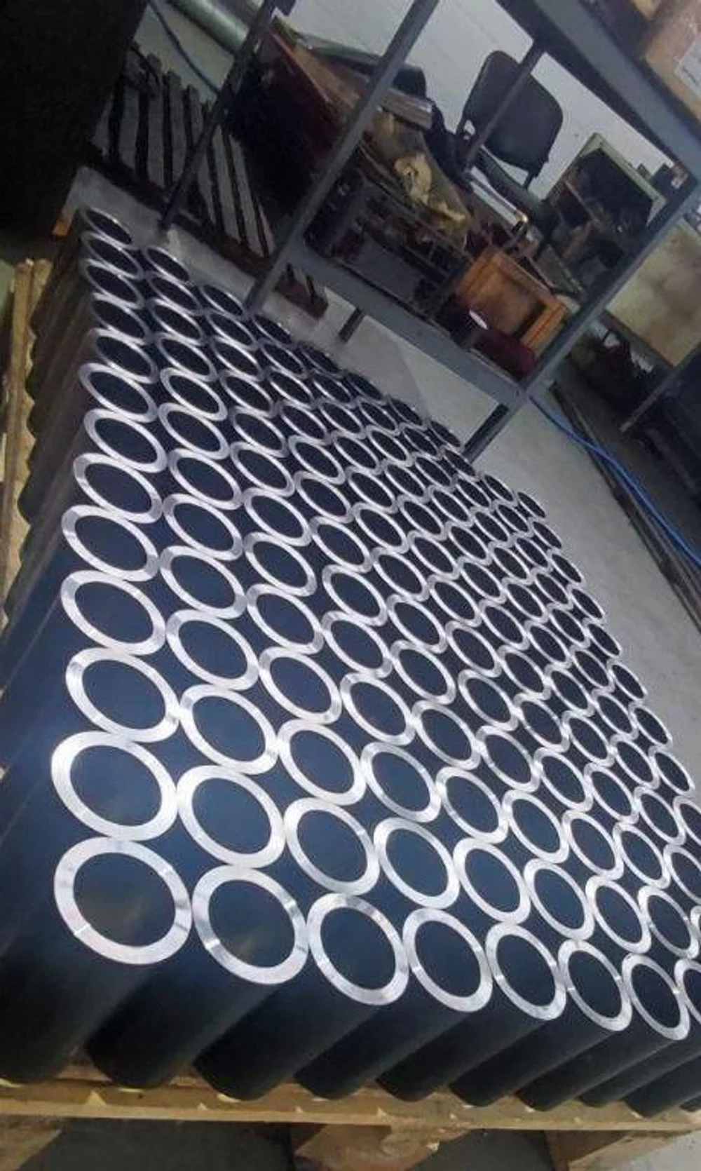 Профессиональные услуги изготовления изделий из металла
на заказ